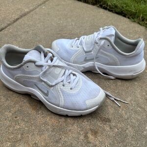 Women’s Size 7.5 Nikes